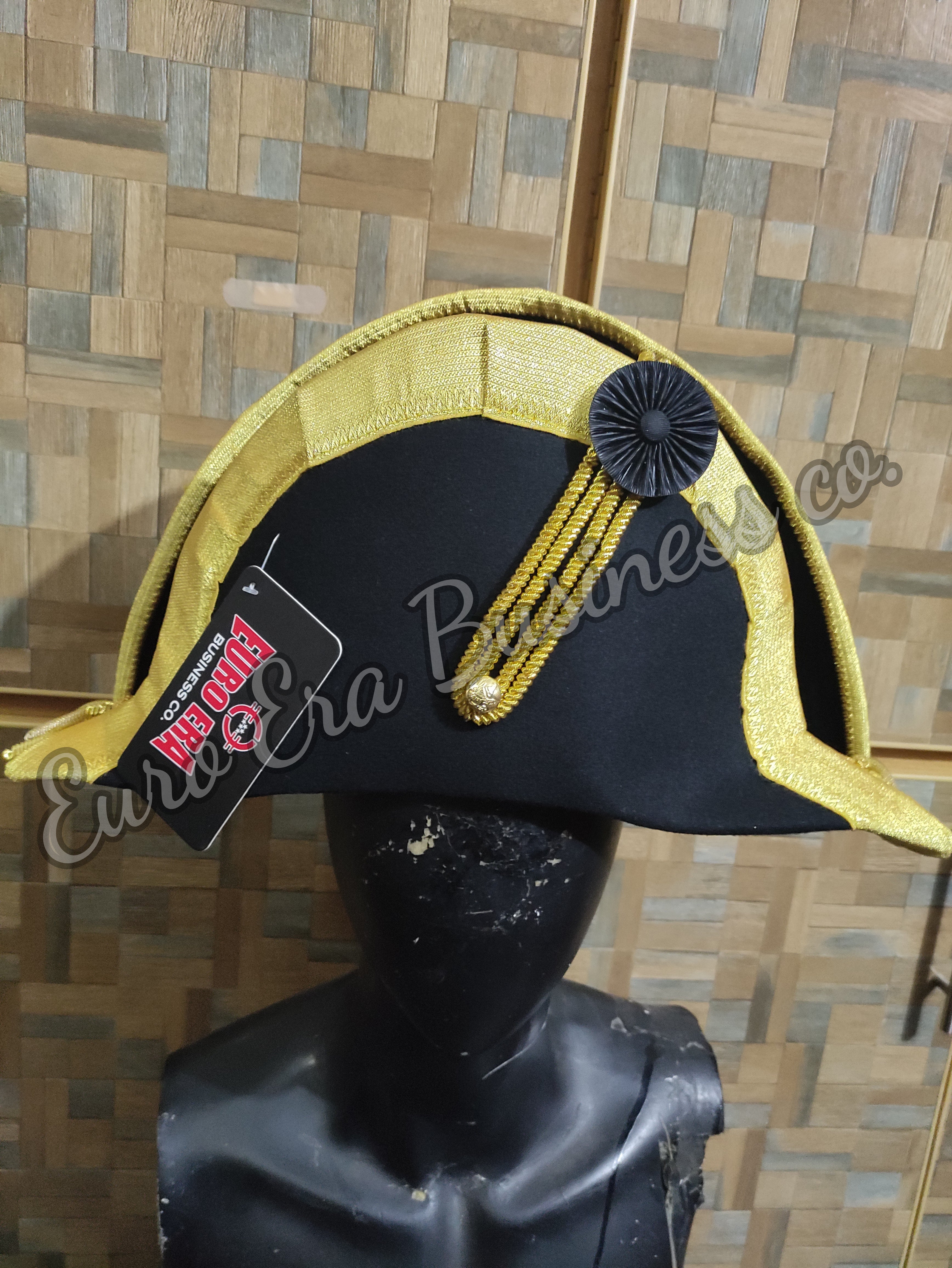 17th 18th century military officers Bicorn hat